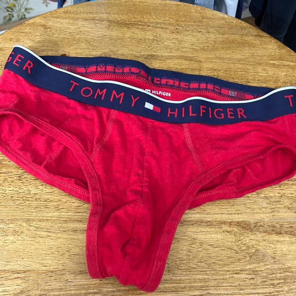 Tommy Hilfiger Med